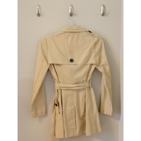 Tan Trenchcoat - Picture 2 of 2